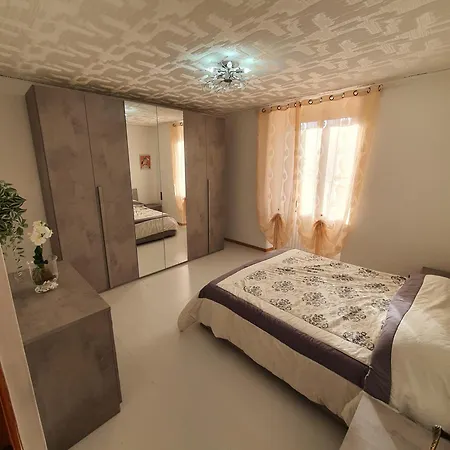 Intero Situato A 30 Metri Dal Mare 5 Appartement *