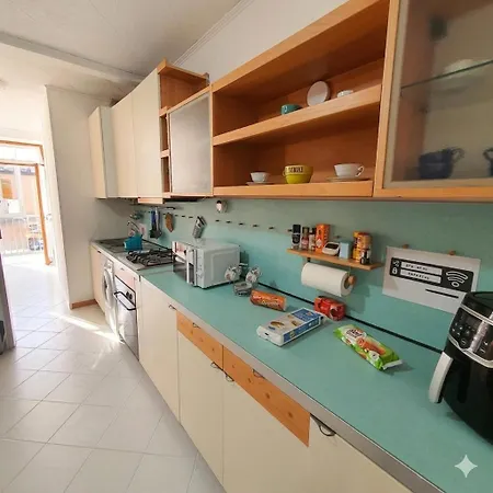 Intero Situato A 30 Metri Dal Mare 5 Appartement *