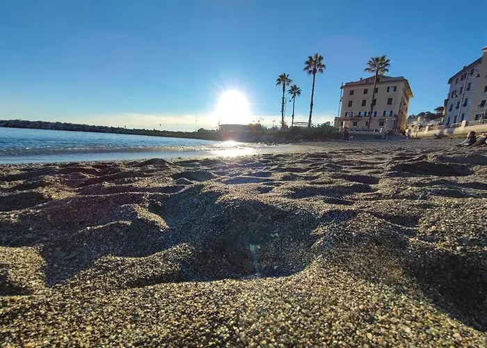 Διαμέρισμα Intero Situato A 30 Metri Dal Mare 5 Γένοβα