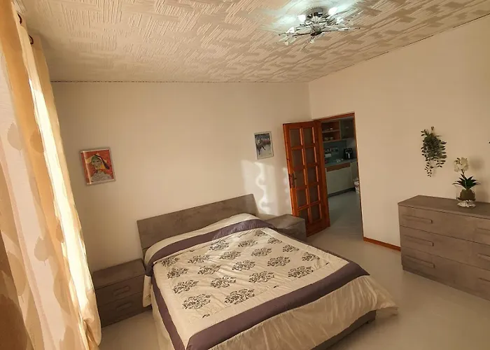 Intero Situato A 30 Metri Dal Mare 5