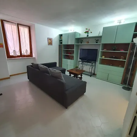 Intero Situato A 30 Metri Dal Mare 5 *